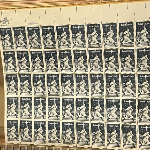 Vintage MNH Scott BABE RUTH MNH 20 Cent Sheet of Stamps Scott #2046 - Picture 1 of 2
